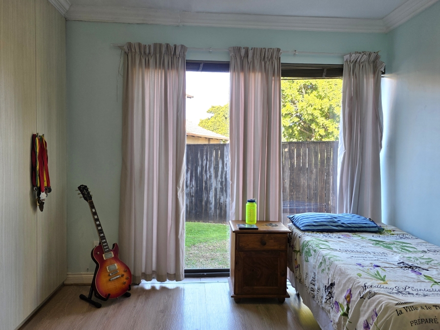 3 Bedroom Property for Sale in Wavecrest Eastern Cape